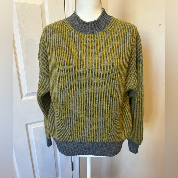 Chiaramente Made in Italy Wool Blend Striped Sweater Women’s Size Small - Picture 2 of 7